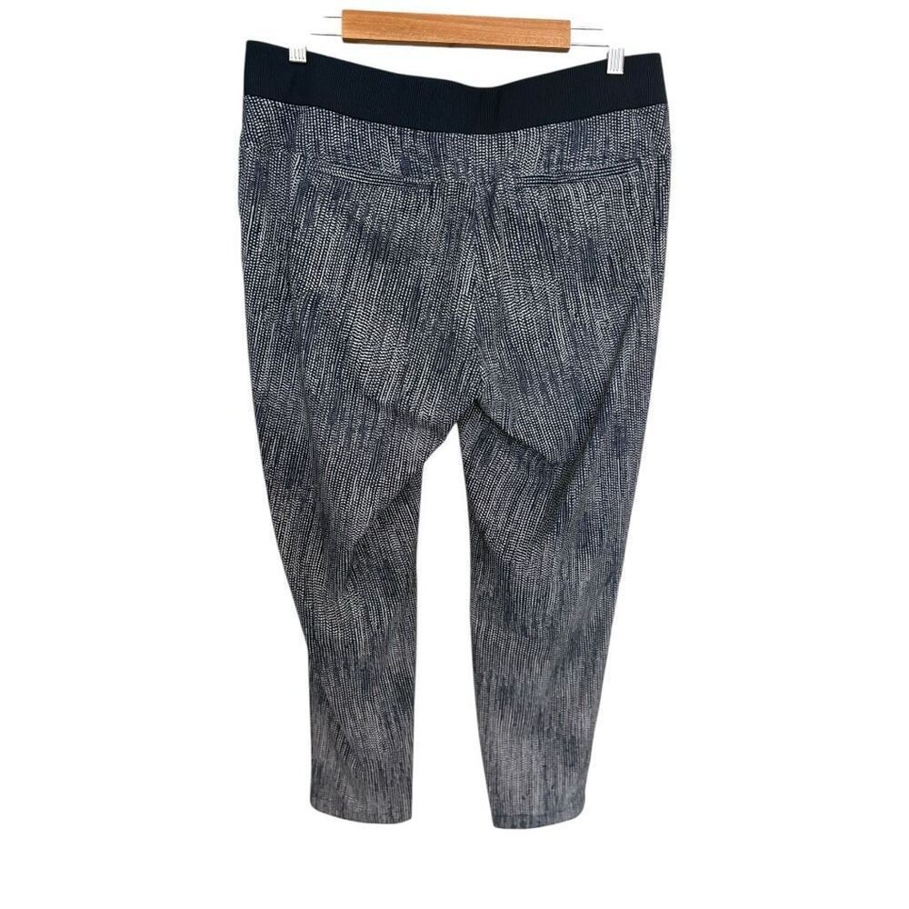 Athleta Batik Midtown Visit Blue Spot Ankle Pants Joggers Blue & White Size 12 - Picture 4 of 5